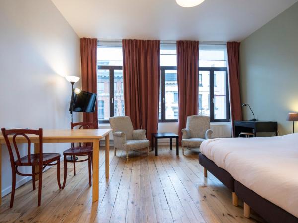 Because the Night city lodge : photo 10 de la chambre studio lit queen-size