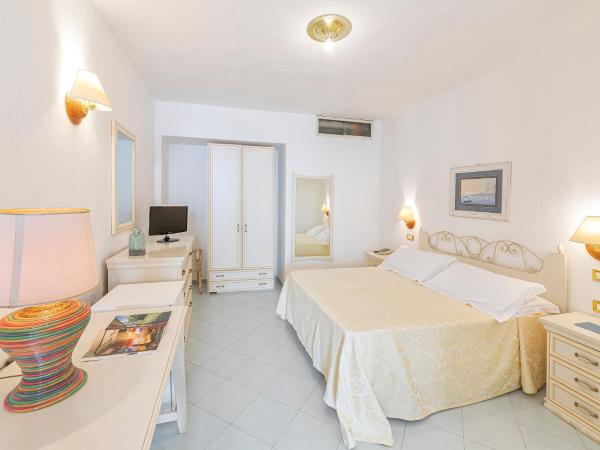 Hotel Grazia alla Scannella : photo 2 de la chambre suite junior avec balcon