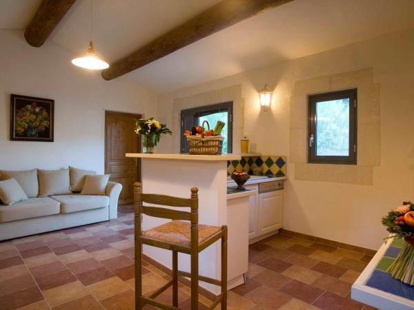 Benvengudo : photo 5 de la chambre petite maison (max 2 adultes + 2 enfants)