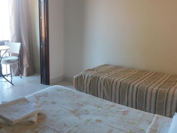 Pousada L'étage : photo 9 de la chambre chambre double avec patio