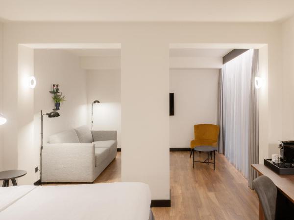 Radisson Blu 1882 Hotel, Barcelona Sagrada Familia : photo 7 de la chambre chambre familiale