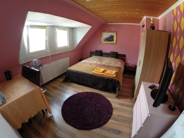 StayInCologne : photo 4 de la chambre chambre double deluxe