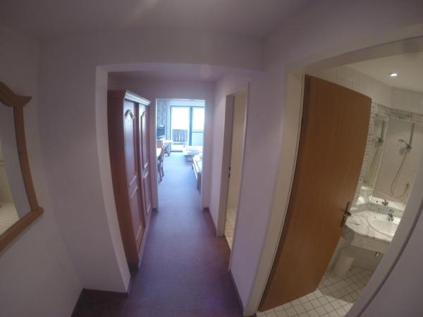 Hotel Gruberhof Innsbruck Igls B&B : photo 4 de la chambre chambre quadruple
