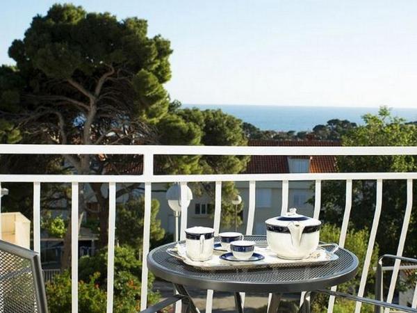 Apartments Milka & Miho : photo 10 de la chambre chambre double ou lits jumeaux avec balcon - vue sur mer