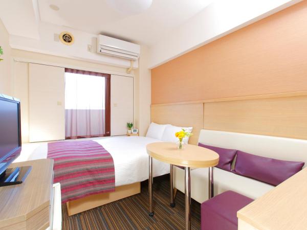 HOTEL MYSTAYS Asakusa : photo 2 de la chambre superior double room with small double bed - smoking - house keeping is optional with additional cost