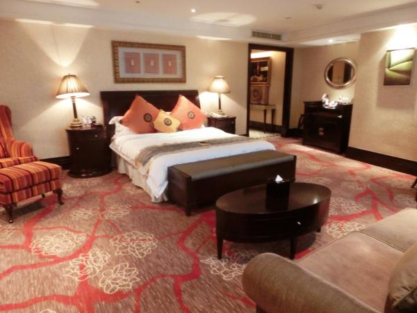 Royal Mediterranean Hotel : photo 8 de la chambre chambre lit king-size deluxe