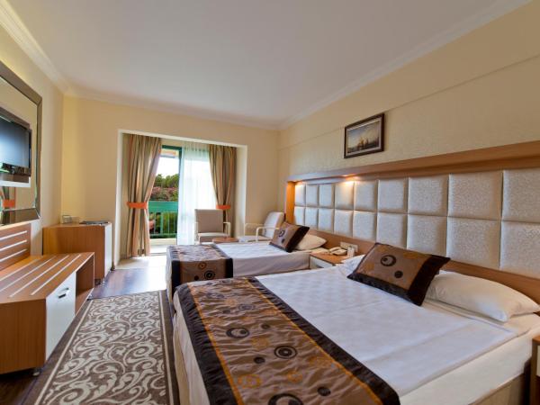 Oz Hotels Incekum Beach : photo 1 de la chambre chambre double standard