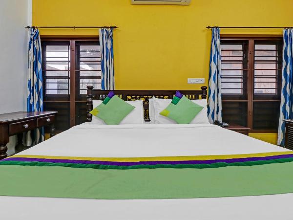 Treebo Backpackers Inn : photo 2 de la chambre chambre double standard