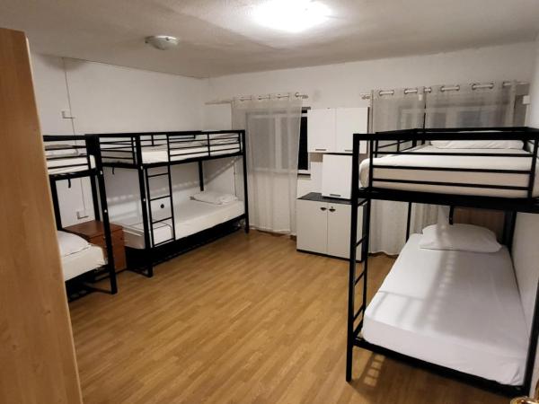 Hostel Hakuna Matata : photo 1 de la chambre lit dans dortoir 6 lits