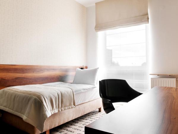 Hotel Piano : photo 7 de la chambre chambre simple