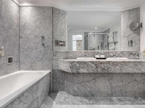 Radisson Blu Hotel, London Euston Square - formerly Grafton : photo 8 de la chambre suite junior