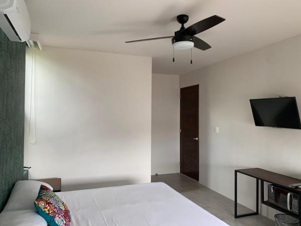 Las Palmas Studios : photo 5 de la chambre chambre lit king-size deluxe