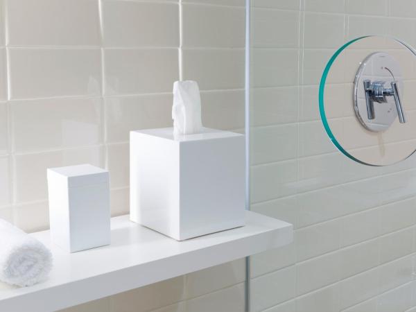 The Verb Hotel : photo 8 de la chambre chambre standard avec 2 lits queen-size