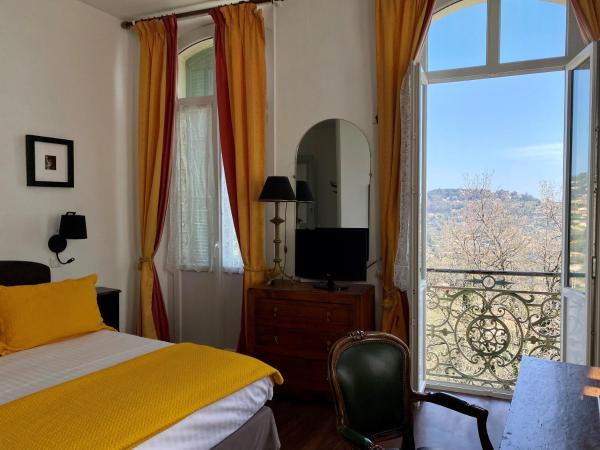 La Bellaudiere : photo 4 de la chambre chambre double deluxe avec balcon