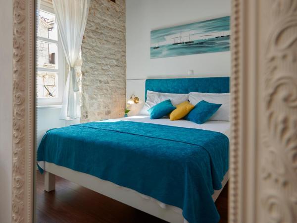 Palace Central Square : photo 4 de la chambre chambre lit king-size