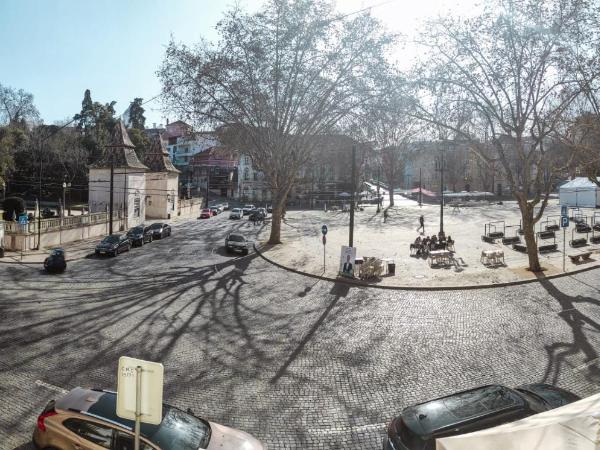 Casa da Praça Square Suites : photo 2 de la chambre appartement - vue sur jardin
