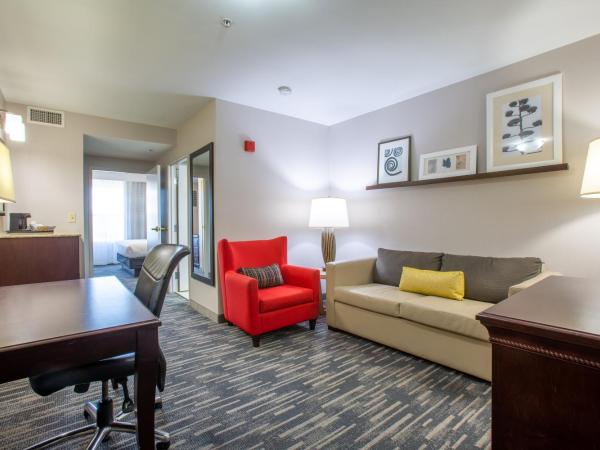Country Inn & Suites by Radisson, Tucson City Center AZ : photo 1 de la chambre suite lit king-size