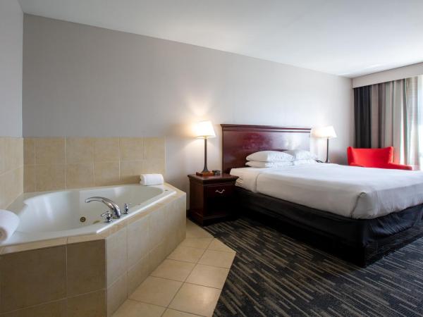 Country Inn & Suites by Radisson, Tucson City Center AZ : photo 2 de la chambre suite lit king-size avec jacuzzi