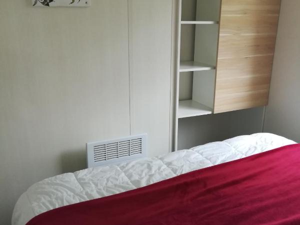 Les Chalets d'Argentouleau : photo 6 de la chambre bungalow familial