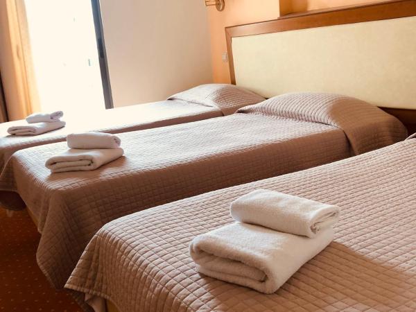 Four Seasons Hotel : photo 1 de la chambre chambre double ou lits jumeaux avec lit d'appoint