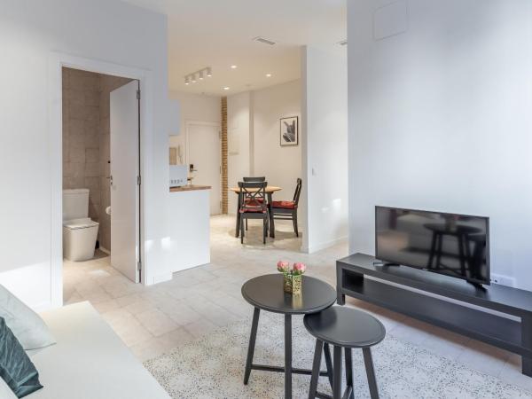 Modern Apartment close to City Centre : photo 8 de la chambre appartement standard