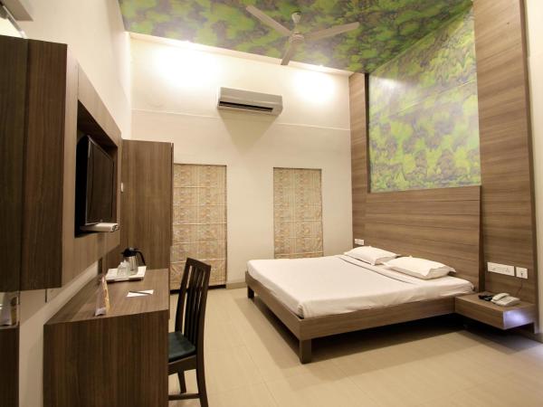 Taj Mahal Hotel Abids : photo 5 de la chambre suite junior