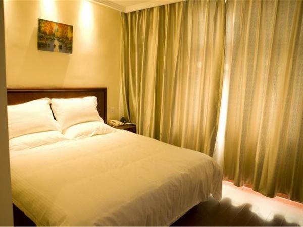 GreeTree Inn JiangSu Suzhou Taiping High-speed North Station Express Hotel : photo 3 de la chambre chambre lit queen-size