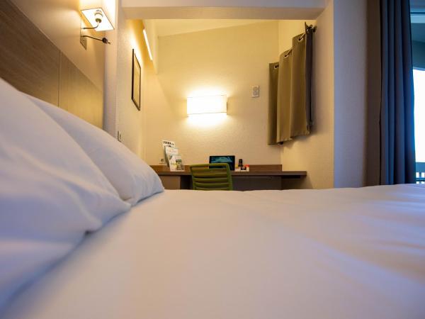 La Chartreuse Logis Hotel Restaurant : photo 1 de la chambre chambre double - vue sur fleuve