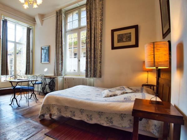 La Maison du Notaire Royal : photo 10 de la chambre chambre triple - vue sur ville