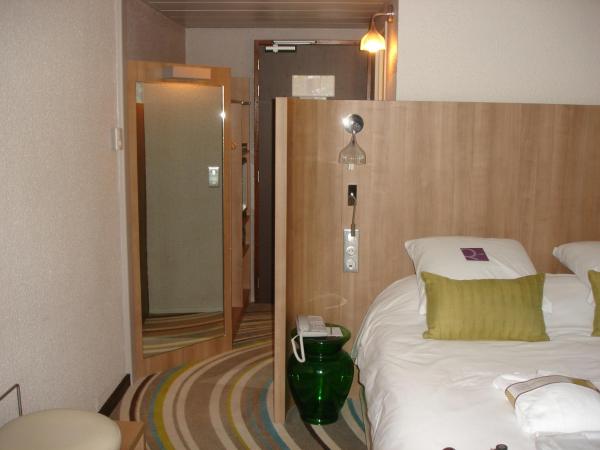 Mercure Angers Centre de Congrès : photo 3 de la chambre chambre double supérieure avec 1 lit double côté jardin