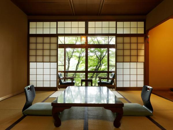 Negiya Ryofukaku : photo 1 de la chambre chambre de style japonais avec salle de bains commune - vue sur jardin - non-fumeurs