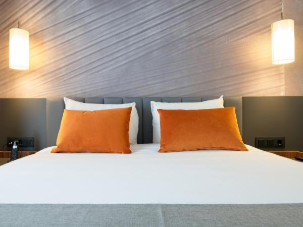 DWO Yuste Alcalá : photo 4 de la chambre chambre double