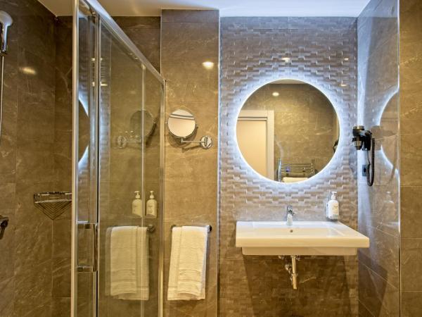 DWO Yuste Alcalá : photo 3 de la chambre chambre double