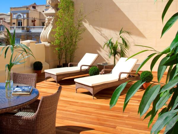 URSO Hotel & Spa, a Small Luxury Hotel of the World : photo 4 de la chambre suite avec terrasse