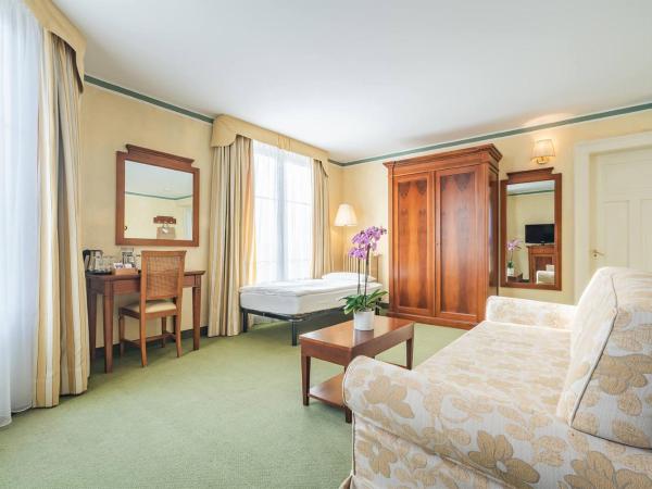 Hotel Reine Victoria by Laudinella : photo 3 de la chambre chambre familiale