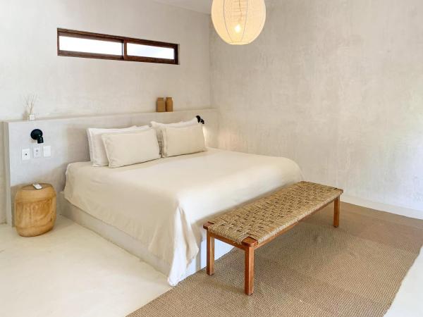 Dune Boutique Hotel located at the party zone : photo 6 de la chambre hébergement de luxe - vue partielle sur mer