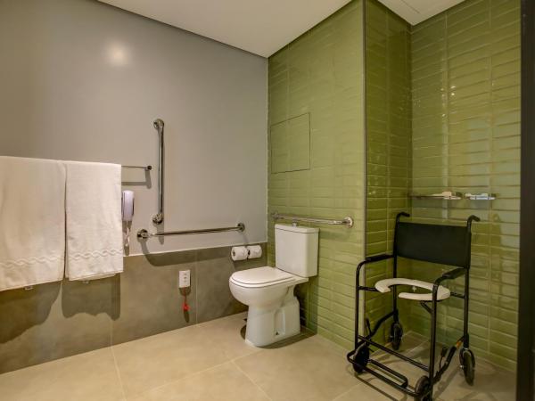 Hilton Garden Inn Rebouças : photo 8 de la chambre chambre double - accessible aux personnes à mobilité réduite 