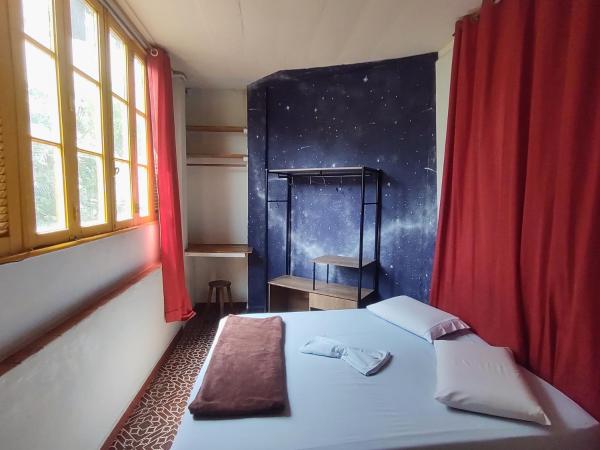 Mambembe Hostel : photo 1 de la chambre chambre double ou lits jumeaux