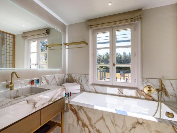 Domaine de Valmouriane : photo 4 de la chambre chambre double deluxe avec terrasse