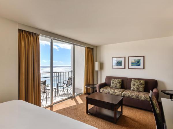 Park Shore Waikiki : photo 2 de la chambre suite diamond head