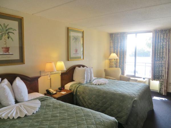 Days Inn by Wyndham Orlando Airport Florida Mall : photo 3 de la chambre suite studio avec 2 lits doubles - non-fumeurs