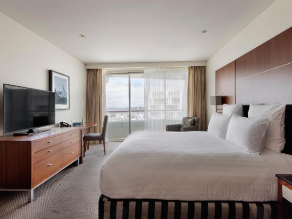 Pullman Auckland Hotel & Apartments : photo 1 de la chambre chambre lit king-size supérieure residence