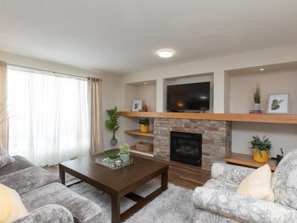 Elegant Place Near University of Manitoba : photo 9 de la chambre maison 4 chambres