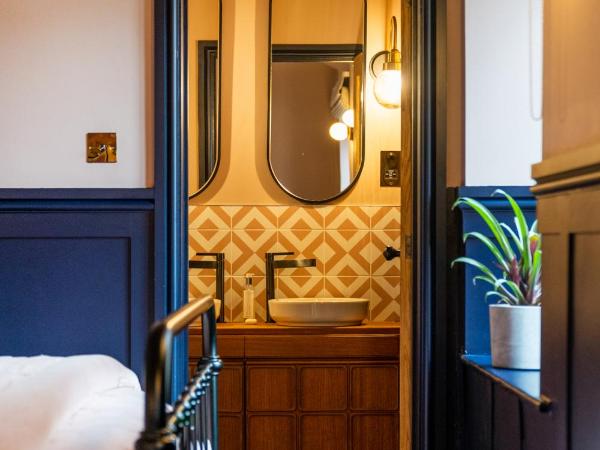 The Queens Chew Magna : photo 6 de la chambre chambre lit king-size standard