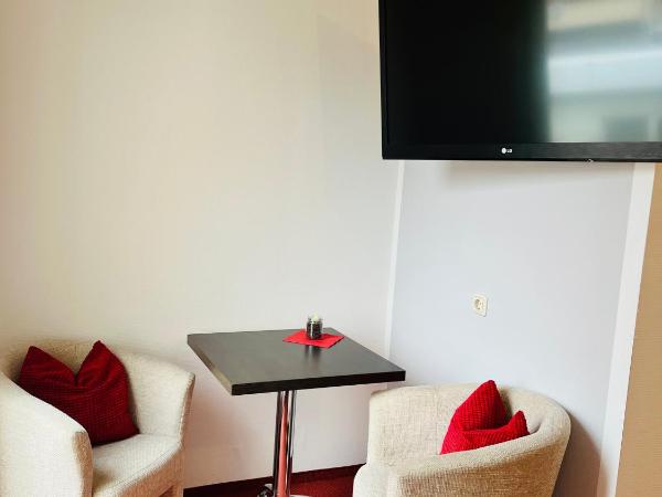 Pension Garni No.11 : photo 7 de la chambre chambre double avec balcon