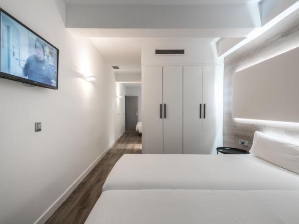 Hotel Sansi Park : photo 6 de la chambre chambre quadruple