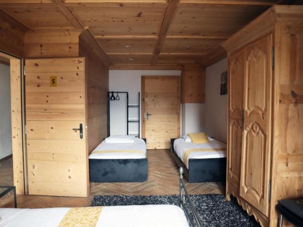 Gruyère Rooms : photo 8 de la chambre chambre quadruple standard