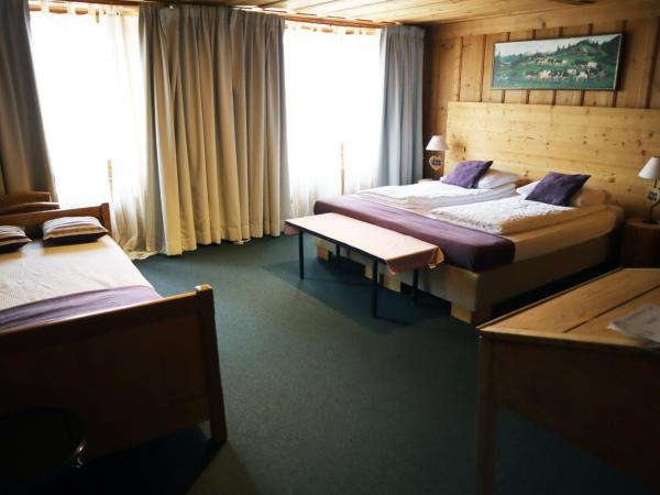 Gruyère Rooms : photo 10 de la chambre chambre double supérieure avec baignoire simple
