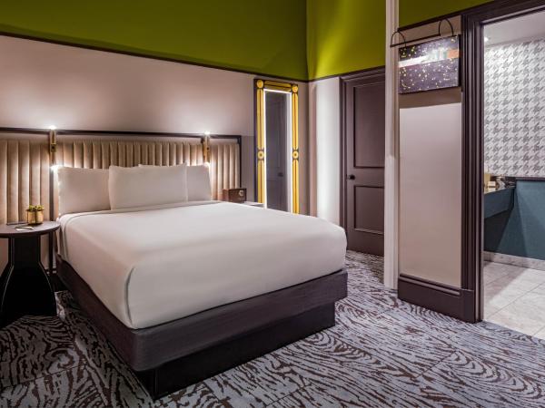 Pelham Hotel : photo 1 de la chambre chambre intérieure lit queen-size