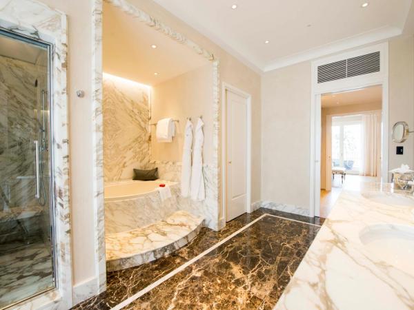 Palazzo Parigi Hotel & Grand Spa - LHW : photo 1 de la chambre suite royale